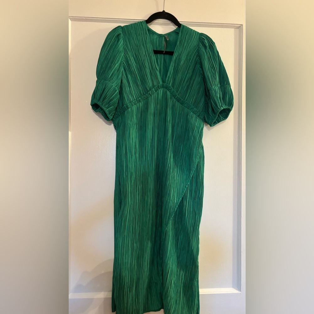 Anthropologie puff sleeved midi dress